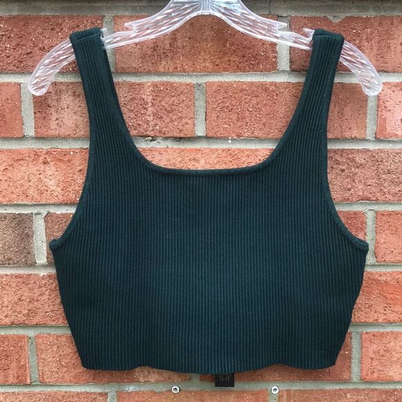 House of Harlow 1960 Green Ribbed Sweater Crop Tank Top Sz L NWT - Picture 1 of 12